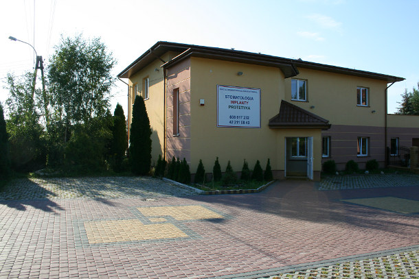Klinika stomatologiczna Konstantynów - budynek główny