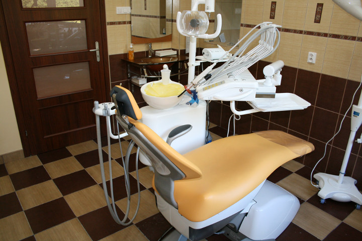 Nowoczesny unit dentystyczny